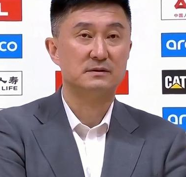 广东男篮主教练杜锋谈球队大胜同曦，他表示：这段时间同曦状态很好，是连续战胜强队，