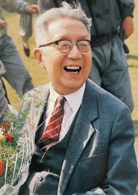 1964年，邓小平视察兰州504 厂，看到一男子后惊愕道：你怎么会在这里？

吴