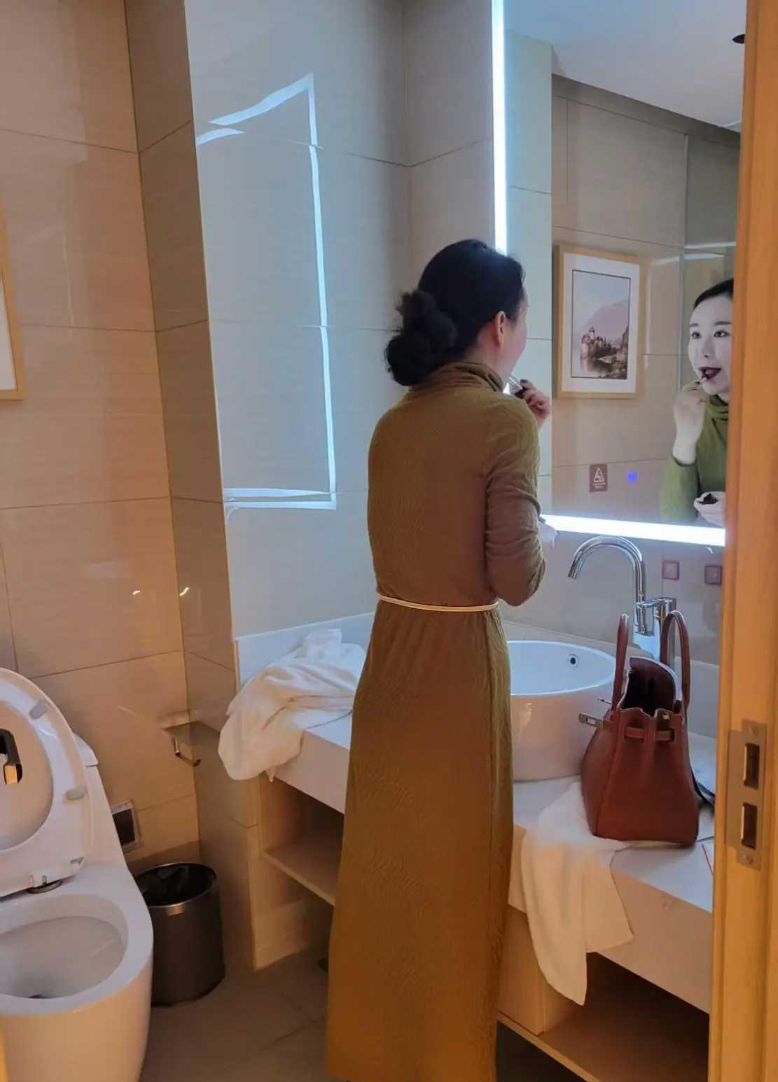 期待下次见。
