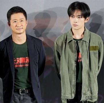 易烊千玺与吴京同框飙戏