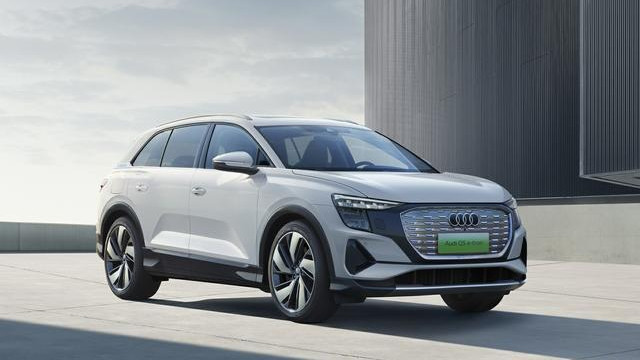 新款奥迪Q5etron来了，续航560km，七座布局