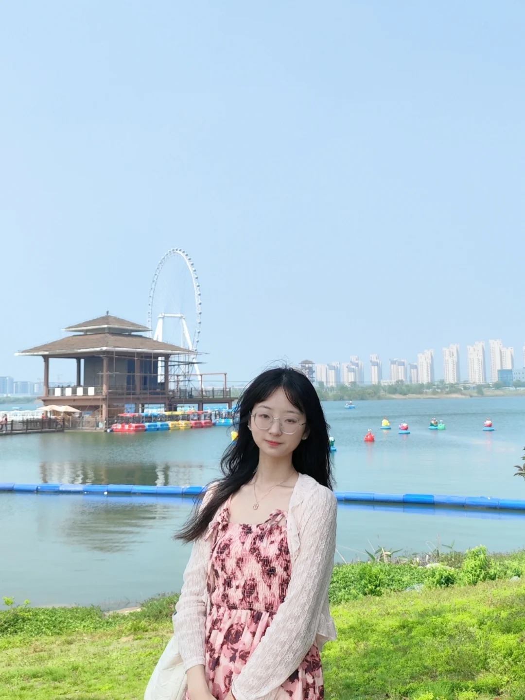 做春天的在逃公主
又拍了三张好看的嘿嘿嘿
