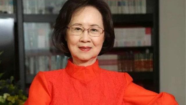琼瑶为什么今年下半年，选择自杀？