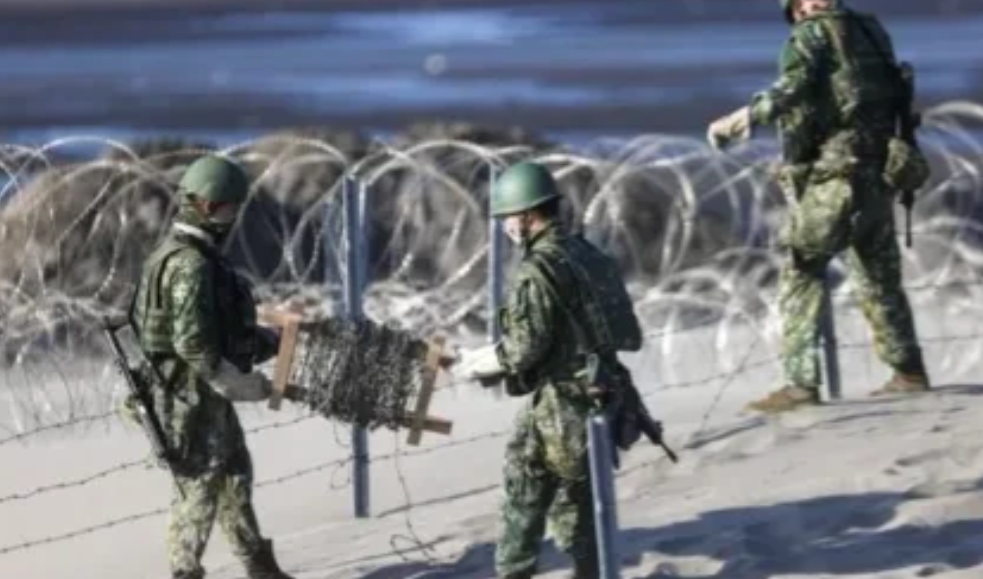 赖清德表态：绝不接受首战即终战。
为了阻止解放军登岛，赖清德台局想到一个二战时的