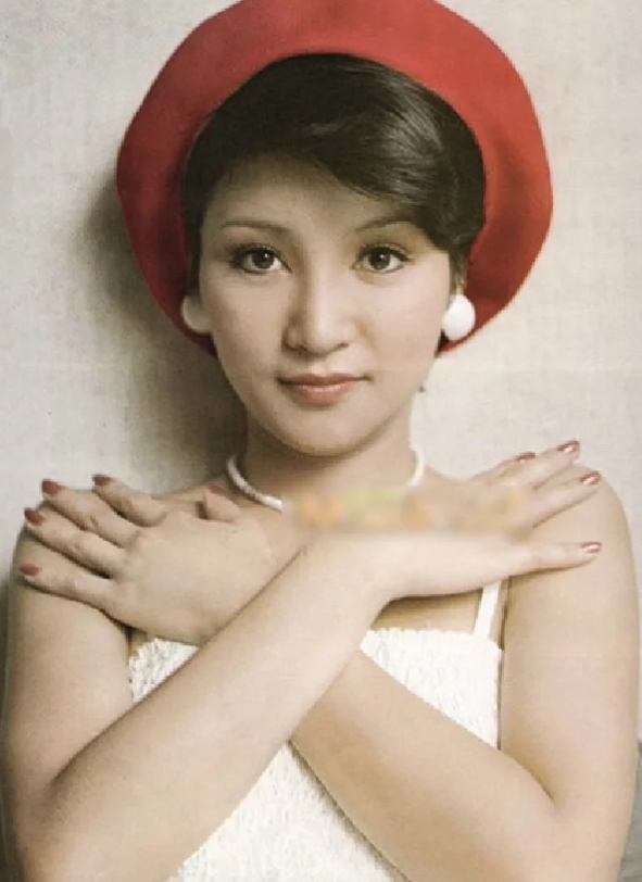 从港姐到星妈的狄波拉