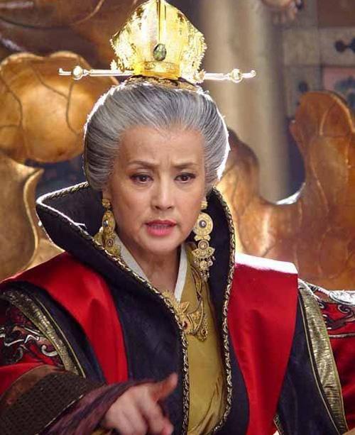 为何武则天退位一年就死了？专家：难以启齿，史书都不好意思记载！

武则天，中国历