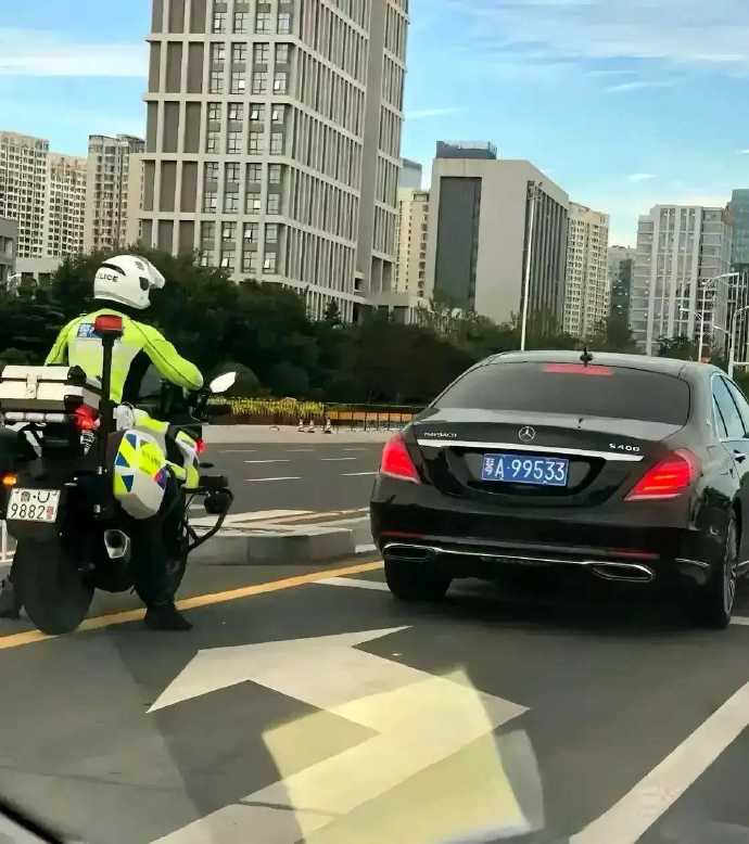 不懂就问，这是哪个省的车牌？ ​​​