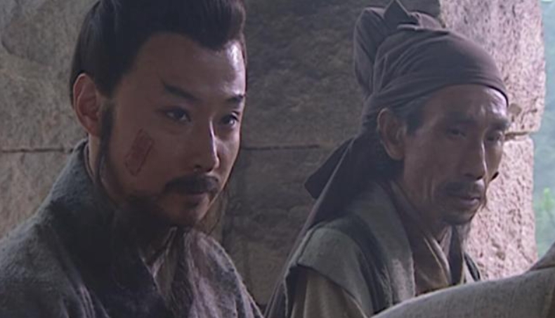 林冲绝对不应该杀掉王伦，这造成了他一生的悲剧。
1.王伦就算是再反派，对林冲也是