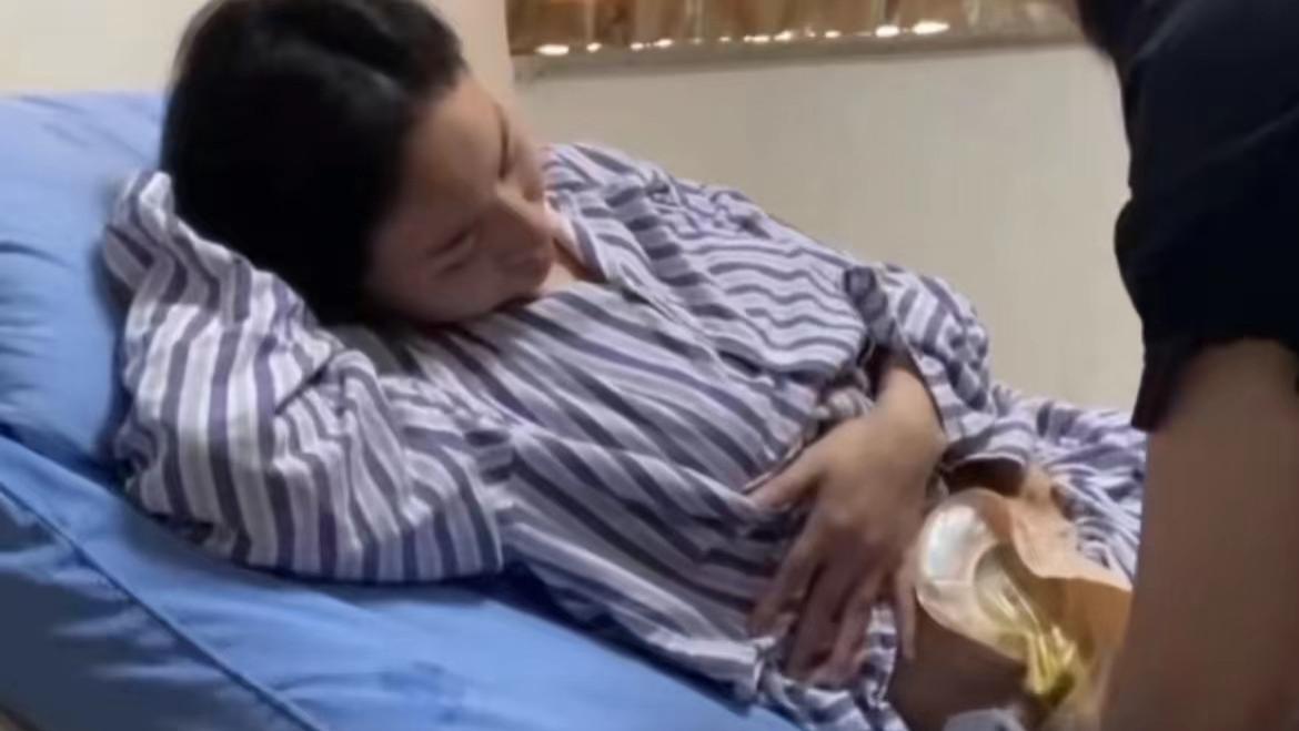 两年被家暴16次，终身离不开随身粪袋的四川女子终于等到开庭，当事人回应，往事不堪回首