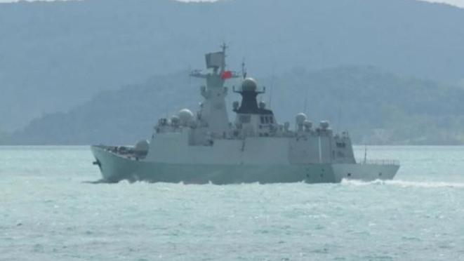 055大驱在悉尼门口实弹演习，划设禁飞区，澳高官：这是炮舰外交