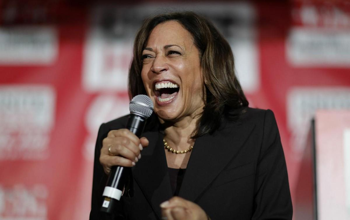 拜登退选，哈里斯竞选总统有这几个优势：
1. 和特朗普比，哈里斯年轻，这算一大优