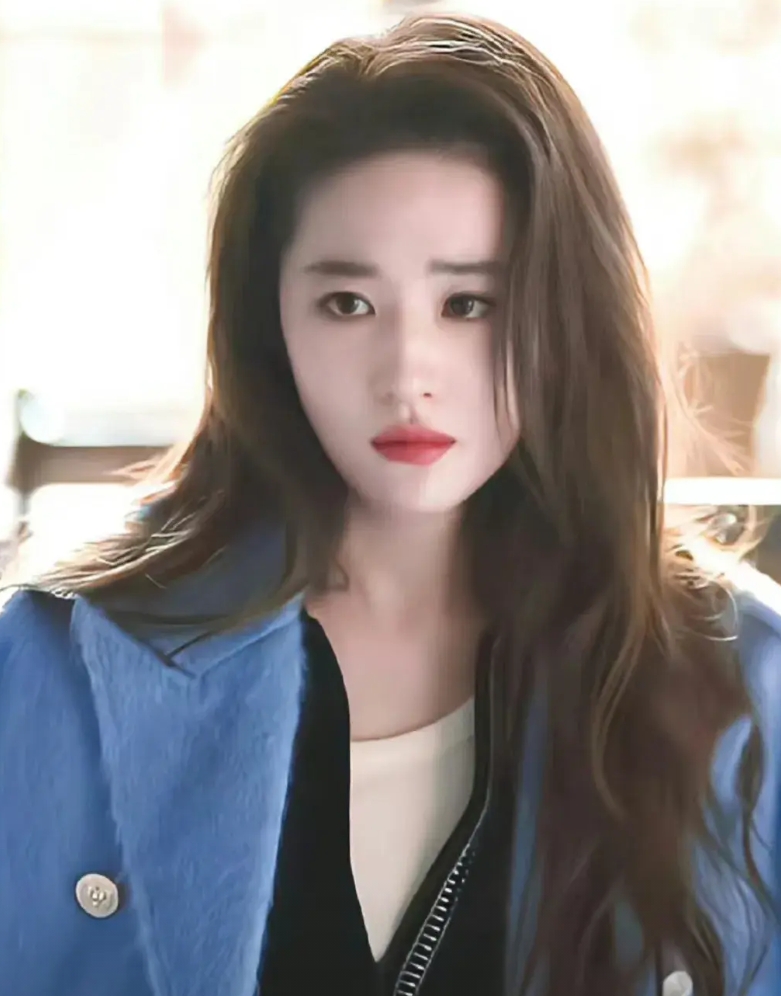 如果下面十项任选三项，你会怎么选？

​第一：刘亦菲当你的妻子
​第二：买彩票中
