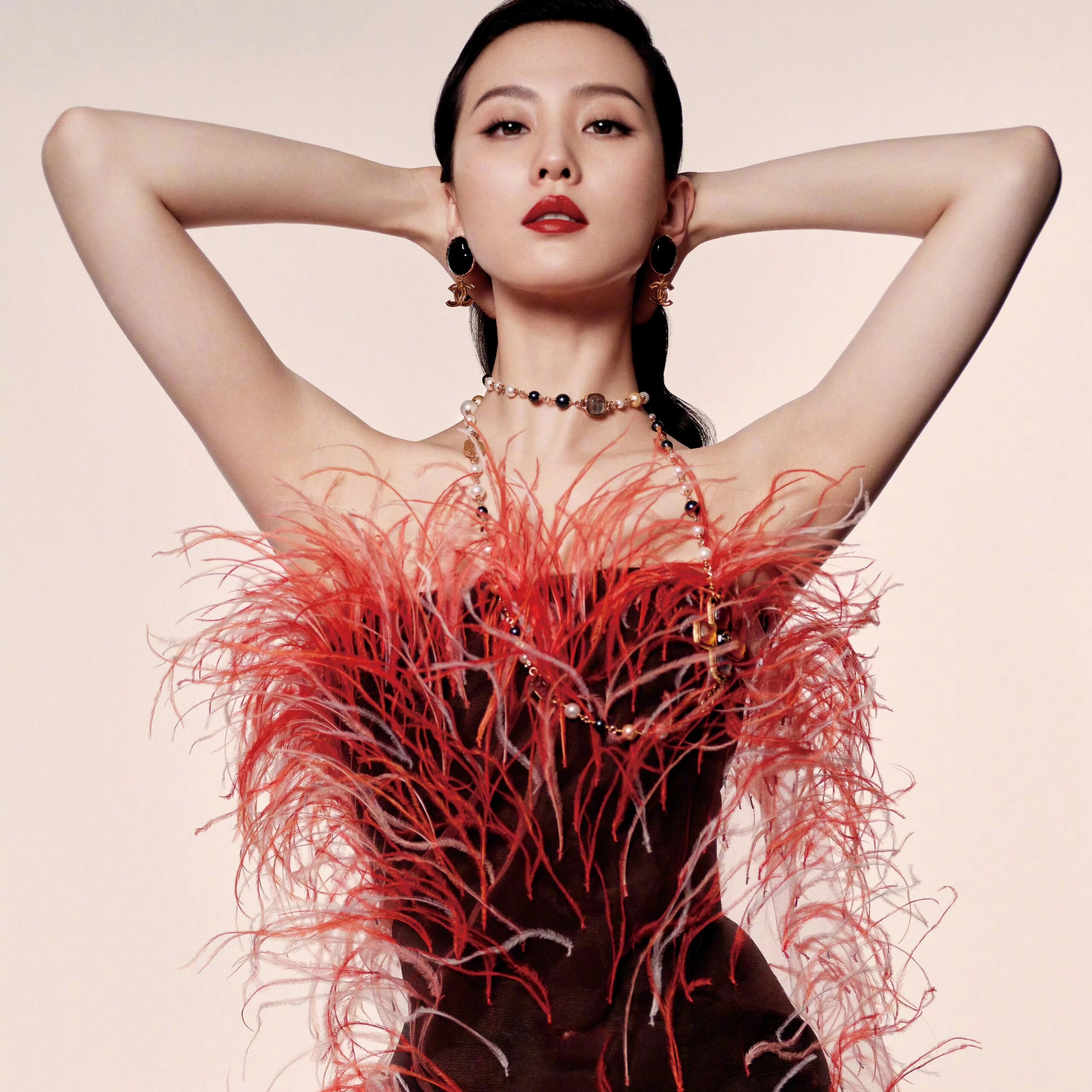 她真的好美啊！