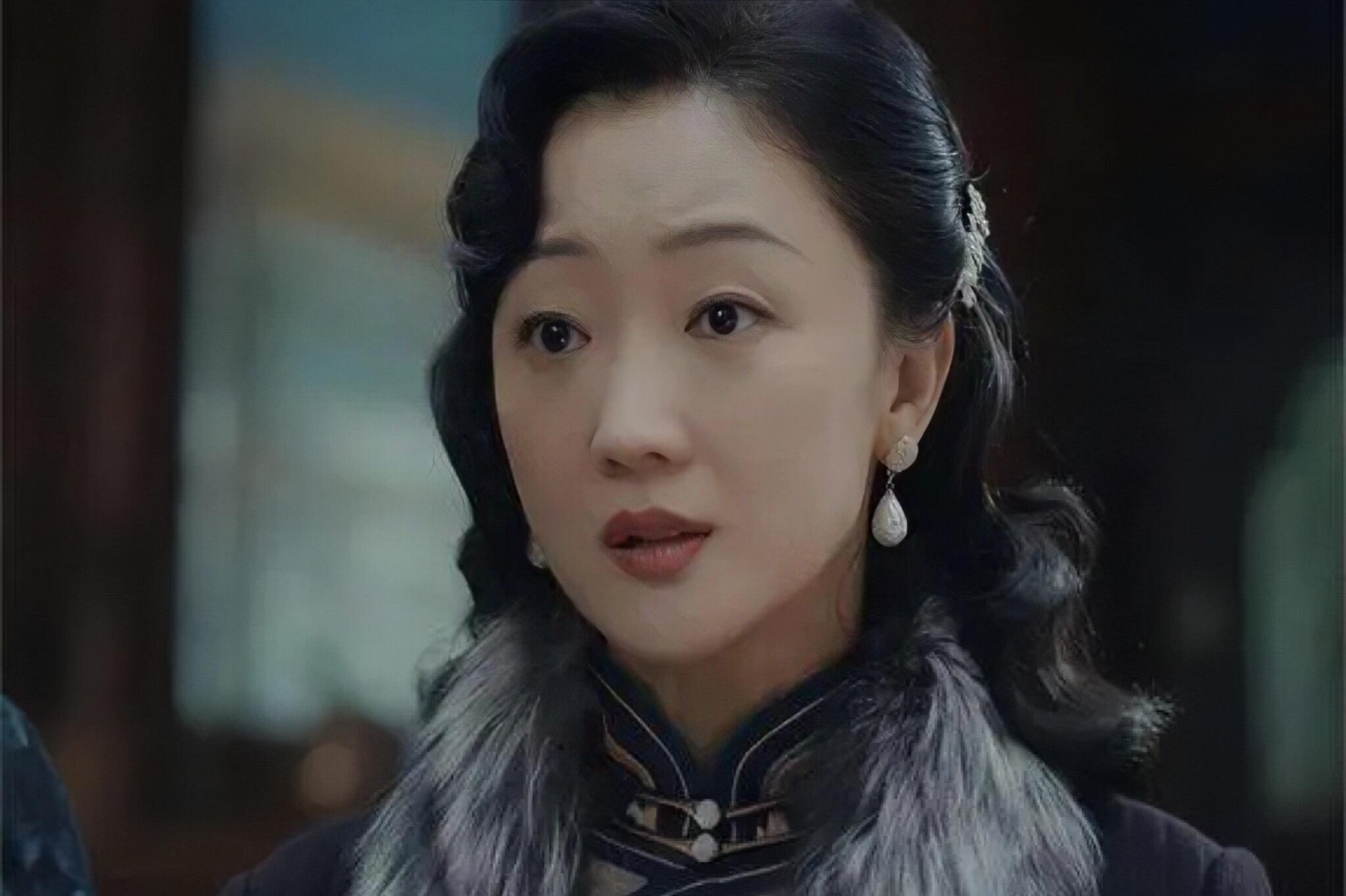 翁太被周知非一枪毙命，纪玉卿稀里糊涂躺赢