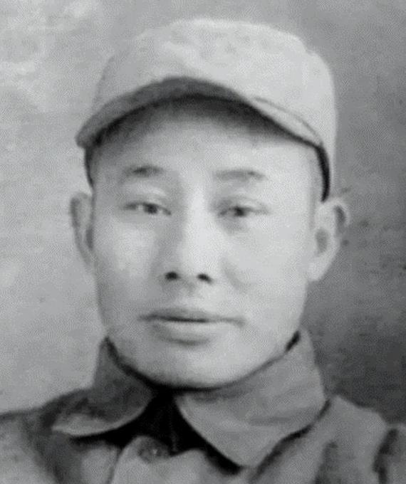 飞夺泸定桥猛男刘金山，拒授高衔自降级