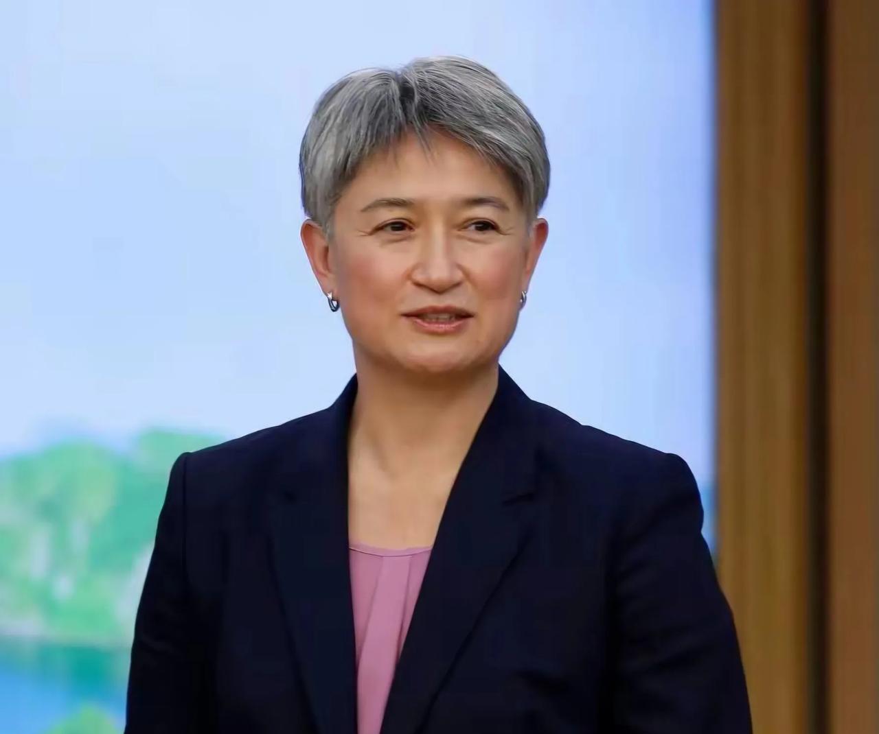 澳大利亚华裔外长黄英贤，身世与成就不简单
57岁的黄英贤，身为澳大利亚外交部长备