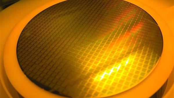 里程碑突破！全球首个真空噪声芯片：北京中科国光量子发布