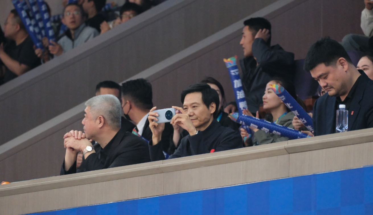 北京复仇上海，系列赛1-1平，姚明雷军观战
CBA季后赛首轮十二进八的第二场，北
