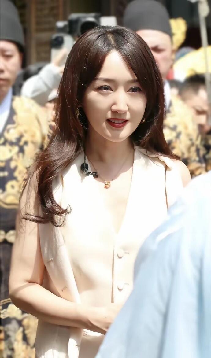 初代甜妹——杨钰莹