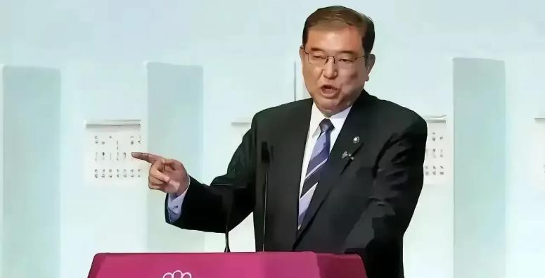 小日本蹦出来了，日本首相石破茂今天对伊朗拿导弹打以色列这种事儿，说绝对不能容忍，