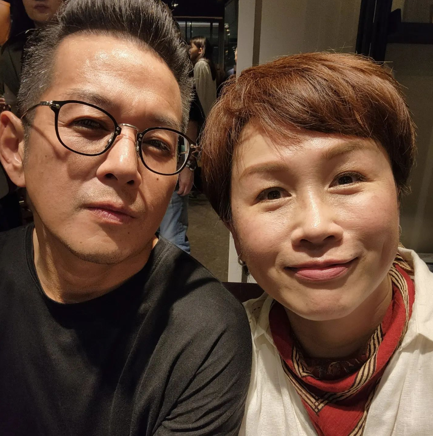 以前她在香港TVB拍了很多出名电视剧，现在已经淡出娱乐圈，估计现在很少人认识她