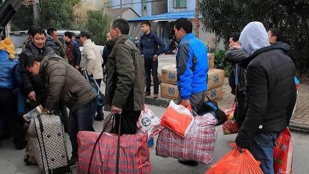 临近年底冒出了4个“怪现象”，跟往年大不一样，早了解好做打算