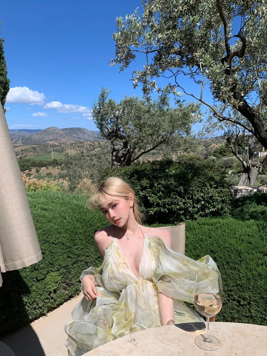 amanzoe🇬🇷
⛱️💖✨💖✨
住在神殿里