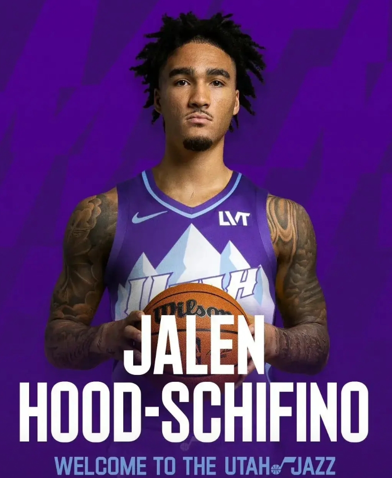 17号秀希菲诺被裁！或再没机会重返NBA

爵士官方宣布裁掉希菲诺和理查德森，选