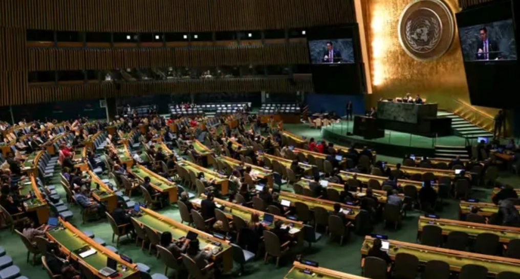 联合国通过史上最荒唐一项决议
据报道，9月18日，联合国大会高票通过了有关巴以问
