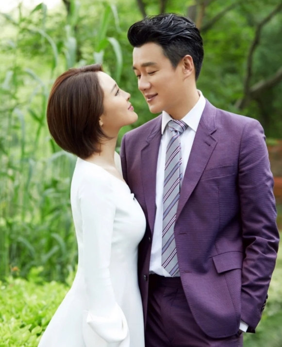 女星关悦：嫁给模范丈夫佟大为，8年生3胎