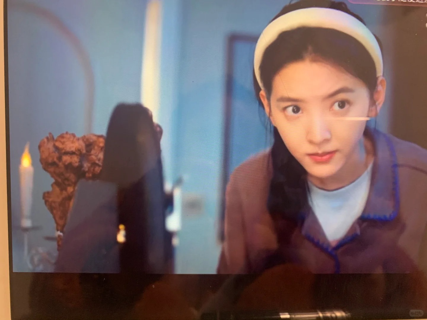 美女的演技让我想起了一位故人
挤眉弄眼、摇头晃脑，跟爽子有的一拼#你也有今天