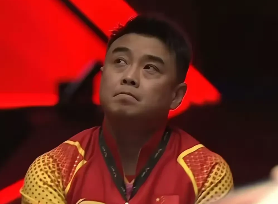 王楚钦3:1力克弗朗西斯卡，强势晋级8强，此刻最欣喜的莫过于这三人：

1、林诗