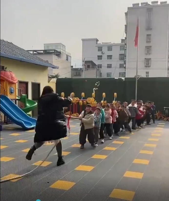 老师：没有力气但有的是手段