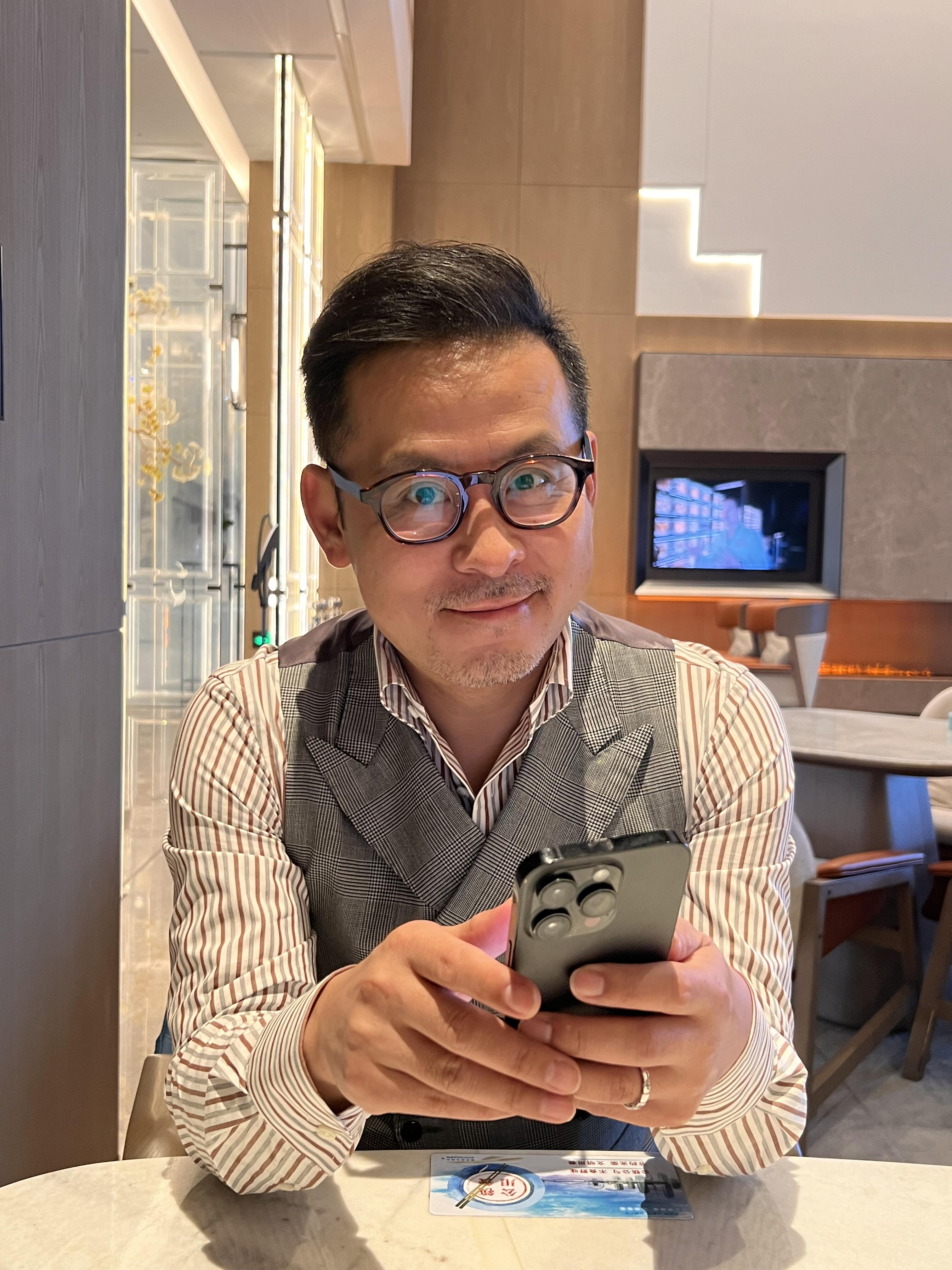 来个搞笑的