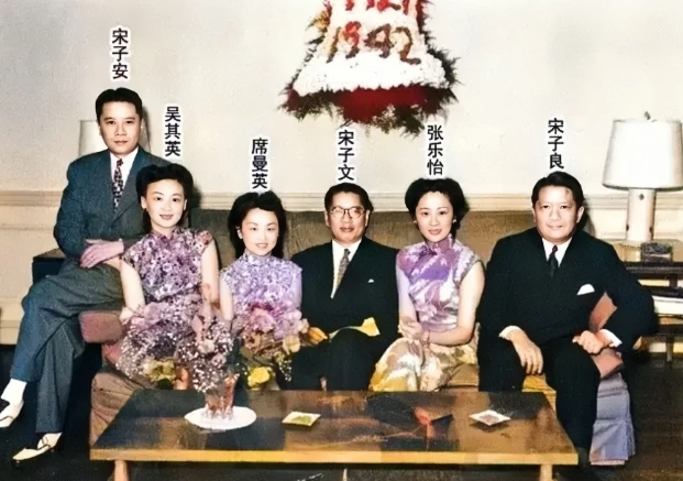 这才是宋氏三兄弟的真实相貌，这可不是演员扮演的，而是货真价实的历史珍品，貌相清清
