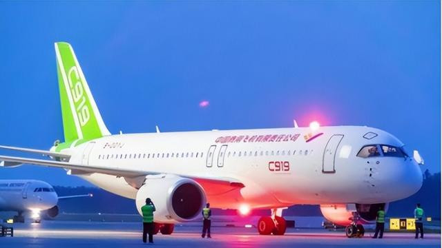 中国大飞机的崛起：C919与运-20的对比分析，谁更胜一筹？谁代表中国的“脸面”