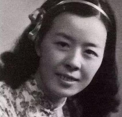 1964年12月22日，曾国藩胞弟曾国潢的曾孙女曾昭燏，登上了南京灵谷寺，从66