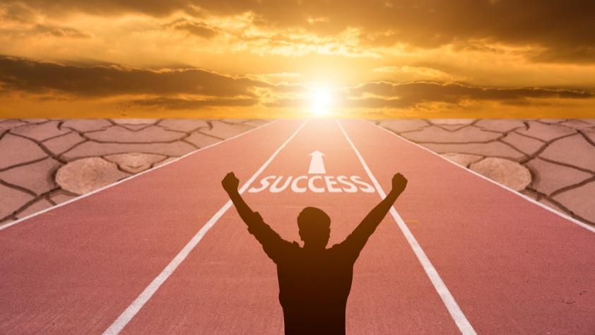 新的一年最该做的三件事：多运动、多看书、多思考！