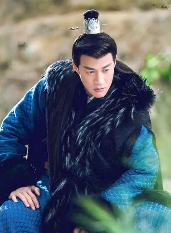 他曾三次表白孙俪遭拒，后娶柜姐