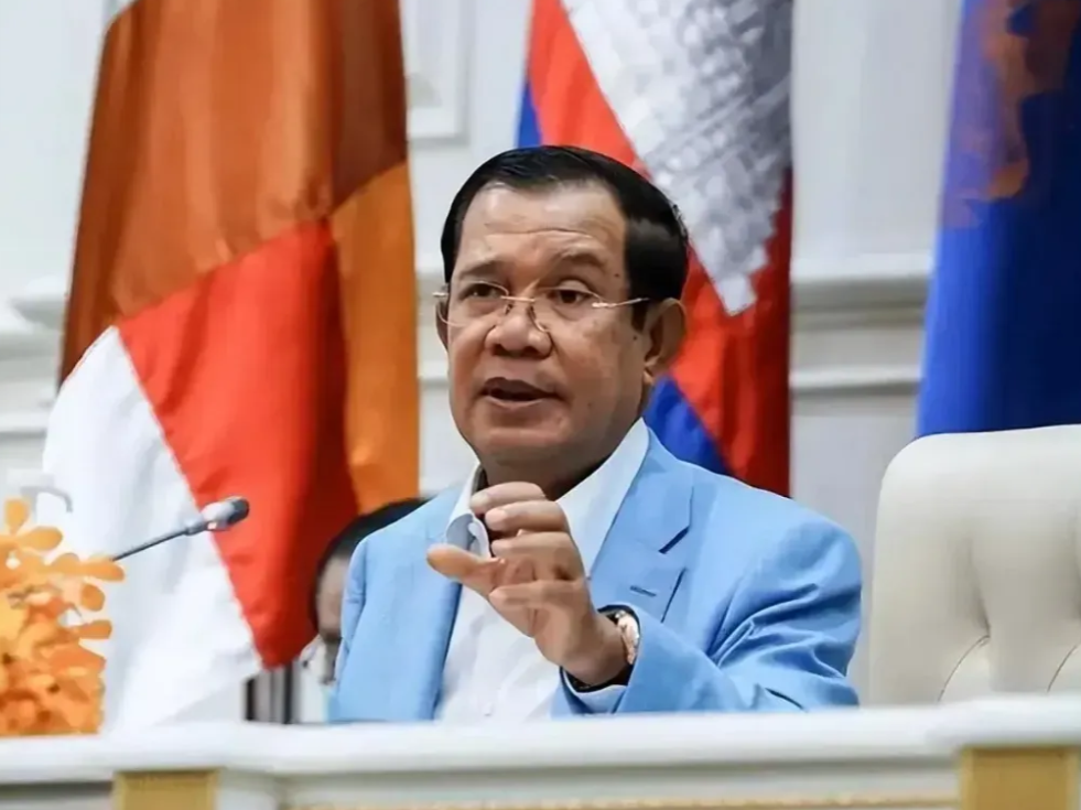 柬埔寨不是中国的铁杆友谊吗？官二代当首相难道要变天！
        最近，中国