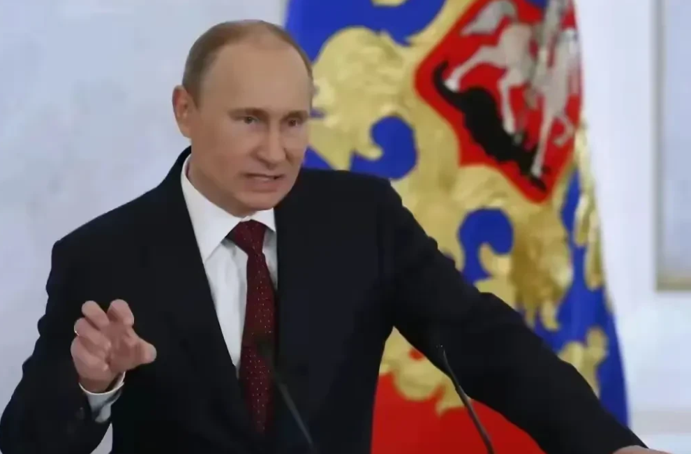 俄伊朝三国统一战线，普京对中方发出邀请，中国反应耐人寻味。

第一，美国这些年到