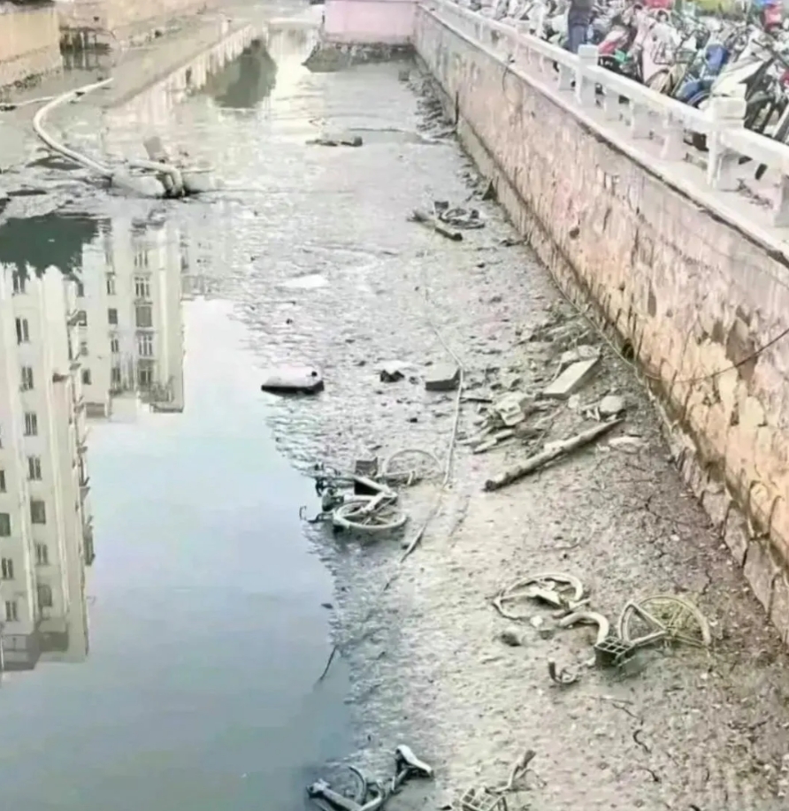 水干了，就能看出来了问题了
