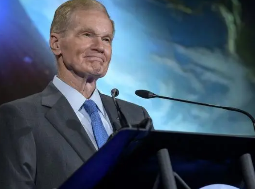 为什么美国不让中国登月？其实换位思考一下就能明白，这五大原因对美国来说太关键了！