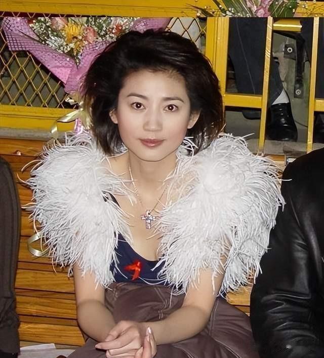 王小丫:余生好好走,著名央视主持人,病床上20字留言催人泪下(王小y怎么不见了)-第23张图片-九妖电影 王小丫:余生好好走,著名央视主持人,病床上20字留言催人泪下(王小y怎么不见了)-第23张图片-九妖电影