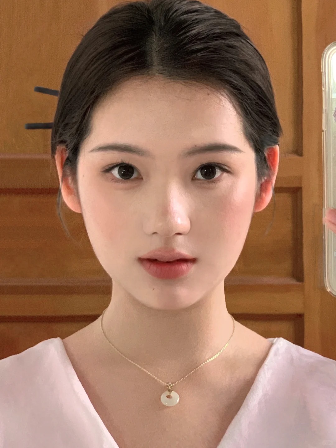 突出眉眼是淡颜的反击