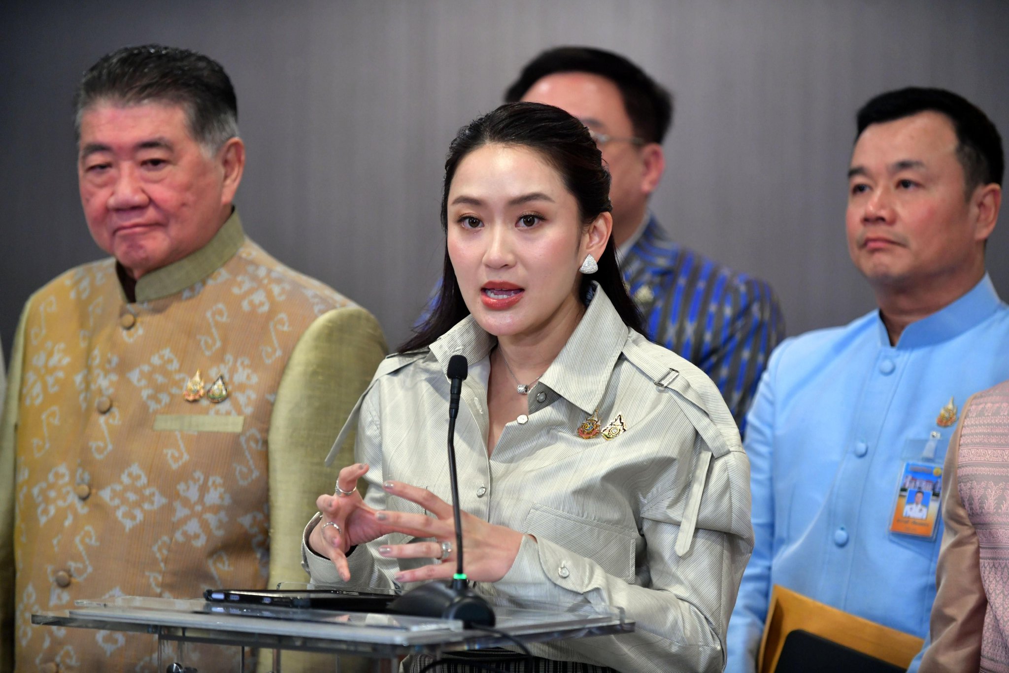 泰国总理即将访问东大，并作出了一个重要决定：立即切断对缅甸的电力、石油和网络供应