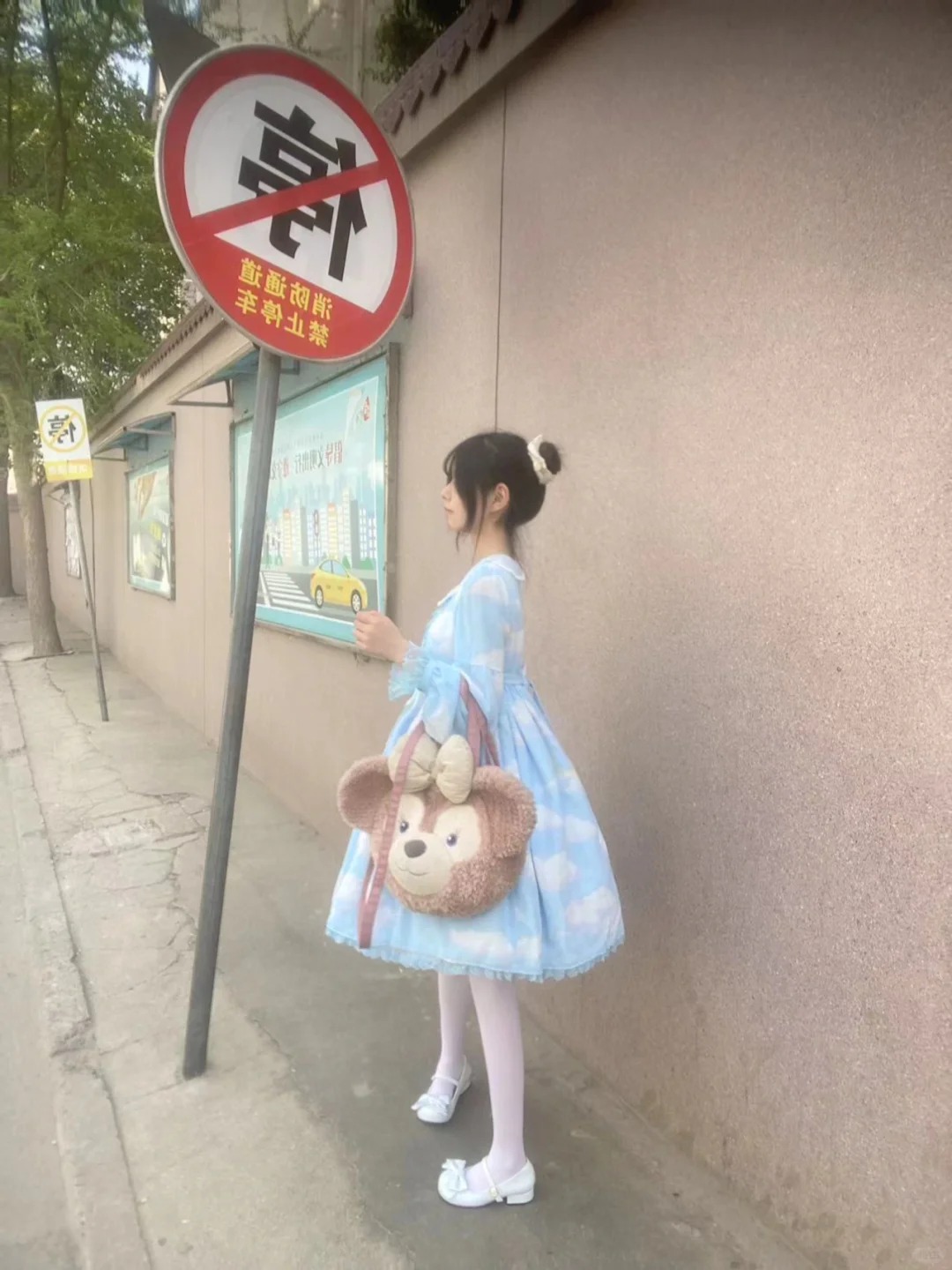刚入坑没多久想看看大家都是怎么搭配lo裙