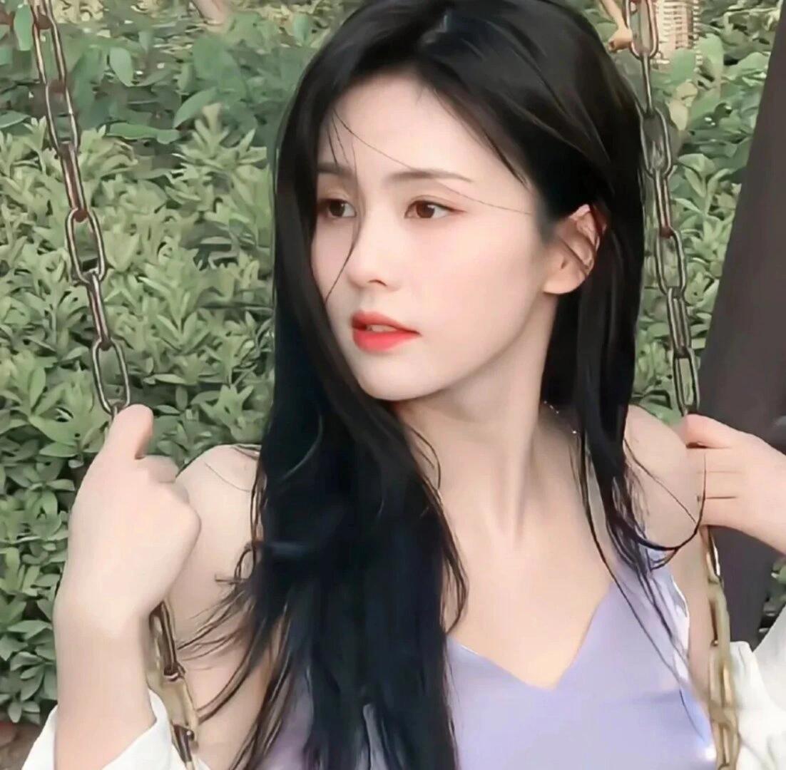 白鹿——容貌艳丽