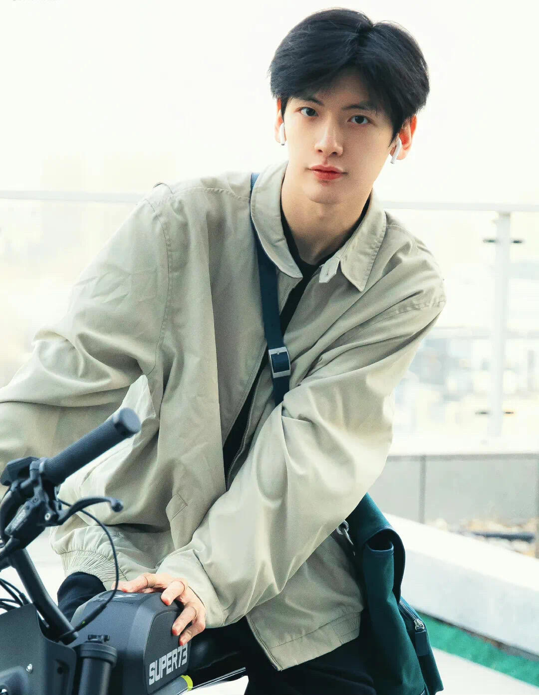 小企鹅翟潇闻