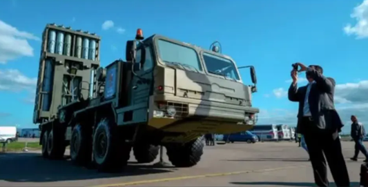 乌方摧毁俄方一套S-350导弹防御系统！那到底是什么？

S-350防空系统由俄